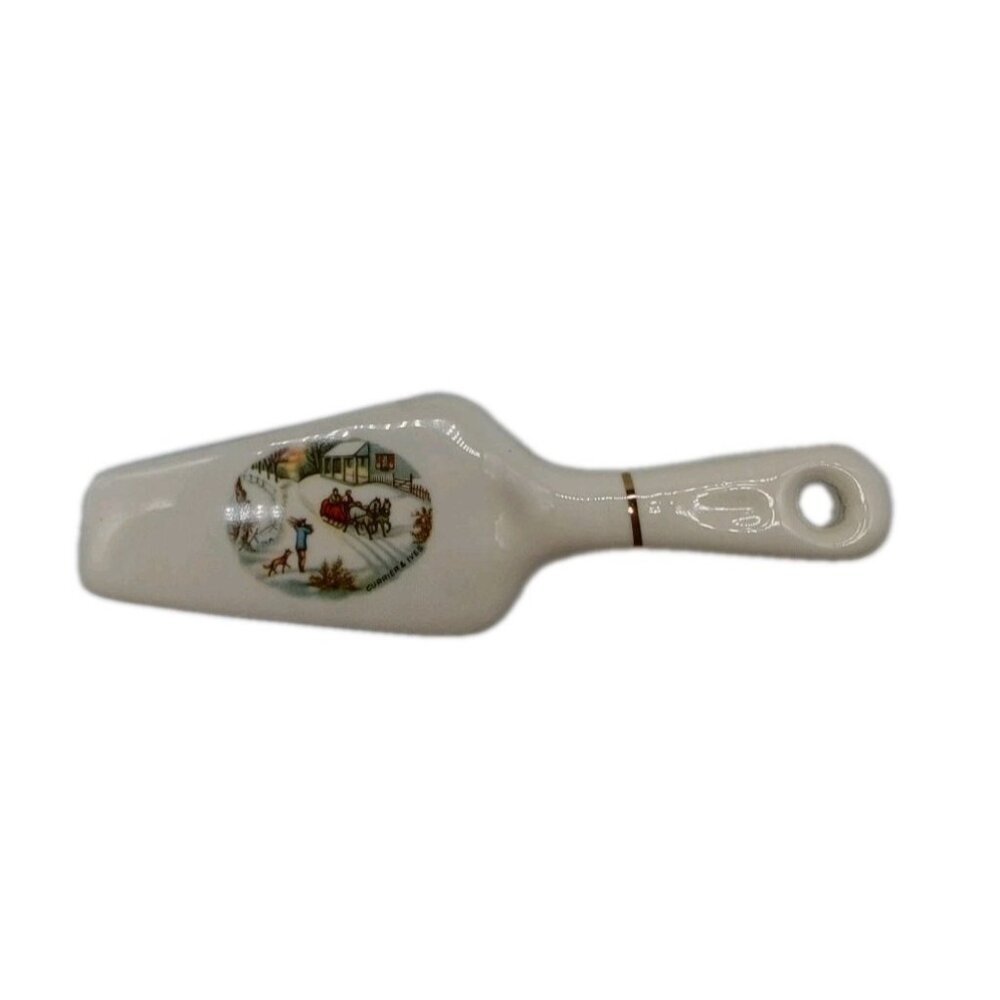 Courrier & Ives Ceramic Pie Server Decorative 9" Winter Homestead Harkerware